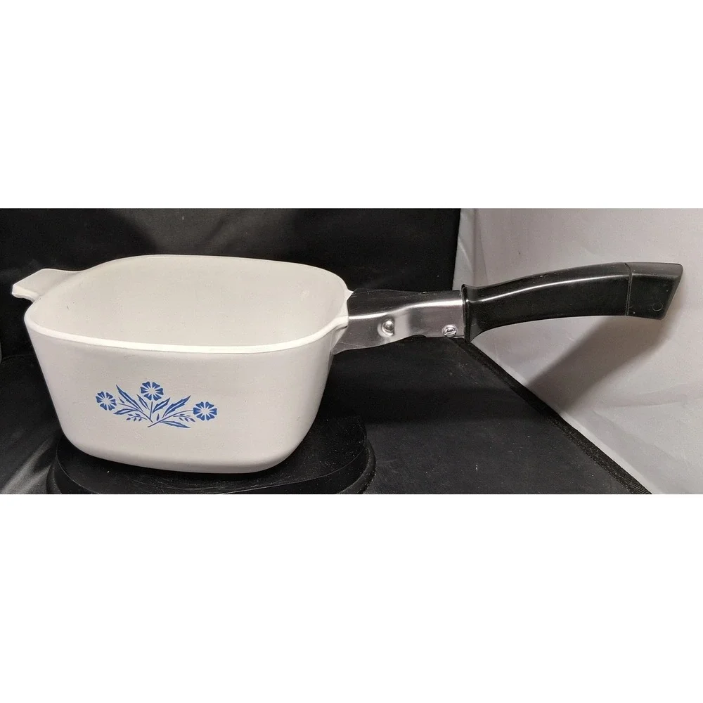 Vintage Corning Ware Blue Cornflower 1.75 QT Casserole P-1 3/4-B with Handle